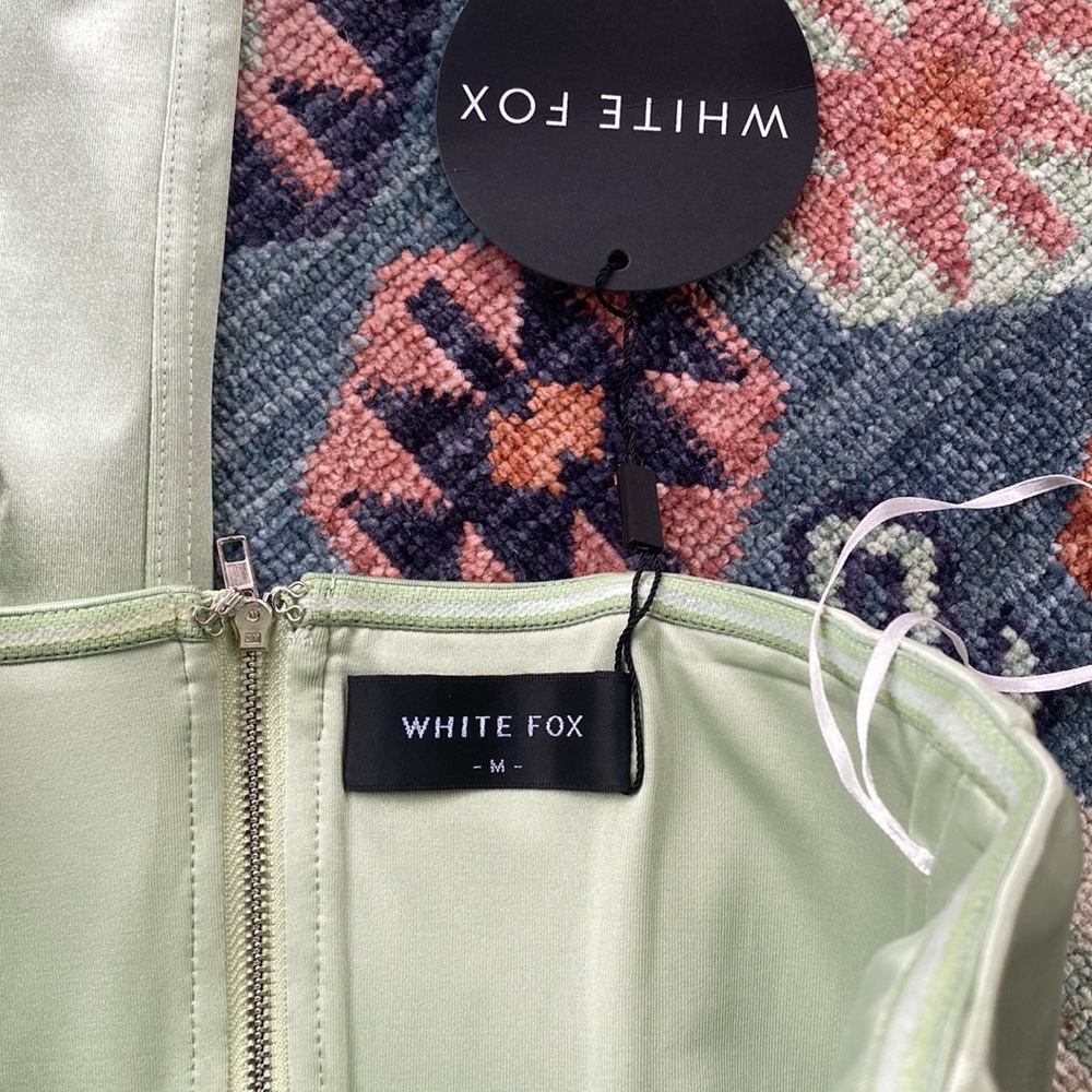 white fox set new " with tags - Picture 2 of 7